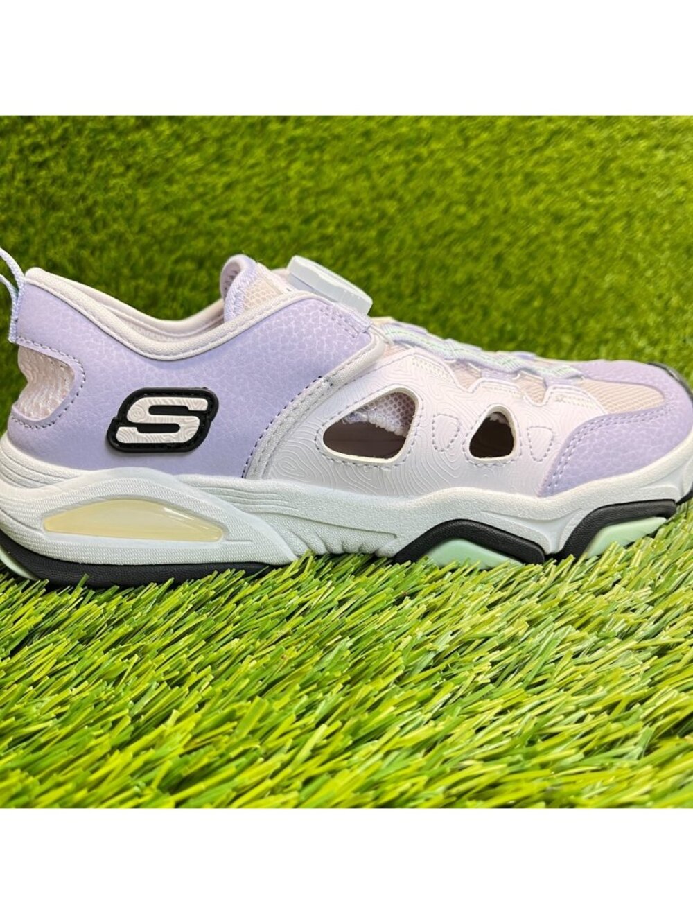 Skechers Rugged-Splash Girls Size 1.5Y Purple White Pink Outdoor Walking Sandals